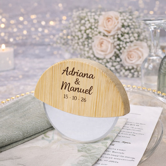 Cortapizzas personalizado para boda