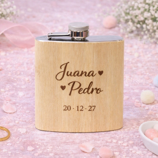 Petaca personalizada de madera para boda